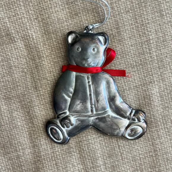 Vintage Bloomingdales Silverplated Teddy Bear w/ Red Christmas Bow Ornament - Picture 3 of 4